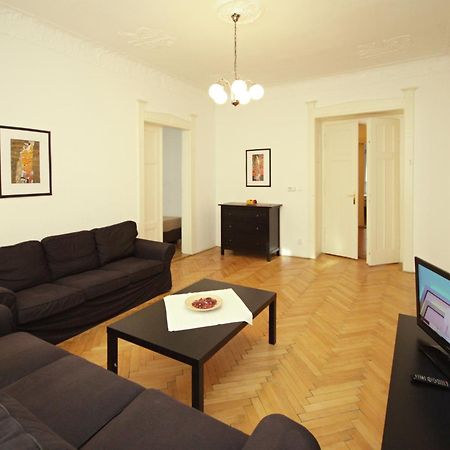 Prague Central Exclusive Apartments Room photo